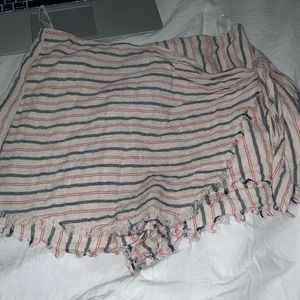 Stripped Dressy Shorts with envelope covering